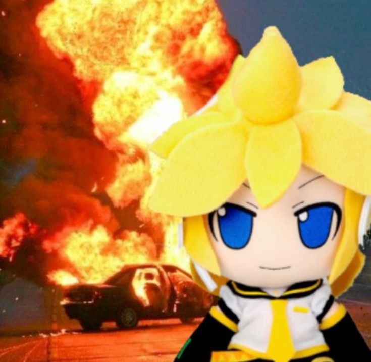 im viox and im kagamine len's biggest fan