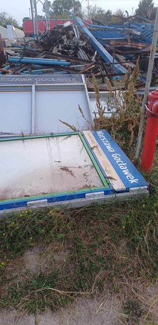 Mikol kery ogłąda anime dziouszki