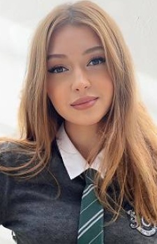 Grabi, Farrah