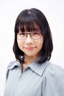 Aratake, Megumi