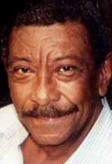 Paulo Flores