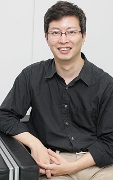 Sena, Hideaki