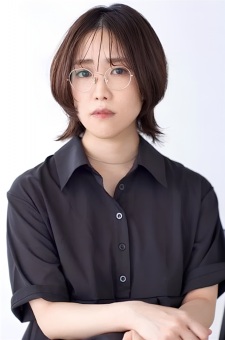 Maruberione, Yuria F