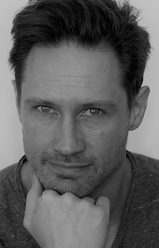 https://cdn.myanimelist.net/images/voiceactors/2/85815.jpg