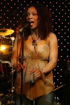 Fernandes, Hazel Image