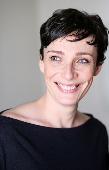 Caroline Bourg