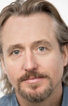 Linus Roache