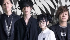 Karasu wa Masshiro
