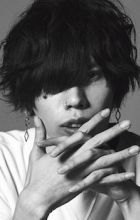 Yonezu, Kenshi