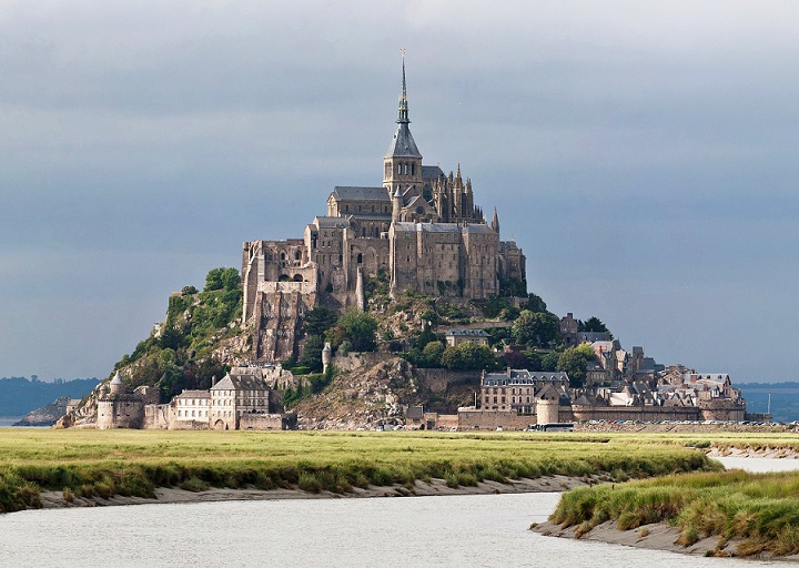 mont saint michel france