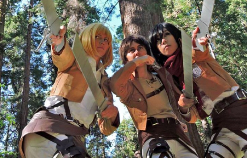 Shingeki no Kyojin Attack on Titan Cosplay