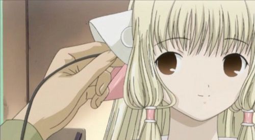 Chii from Chobits has a cute anime smile!